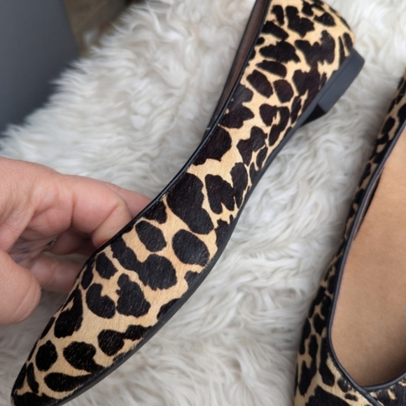 Vionic Leopard Print Flats Sz 8 Excellent Condition - Picture 3 of 4
